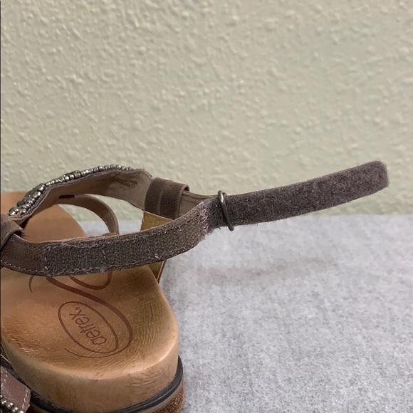 Aetrex Beaded Sandals - Picture 4 of 8